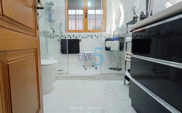 Property slide 21