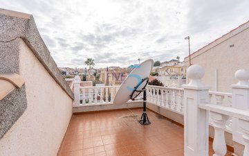 Property slide 22