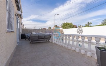 Property slide 22