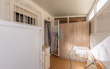 Property slide 21