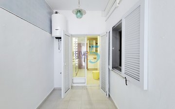 Property slide 12