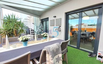 Property slide 18