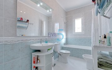 Property slide 16