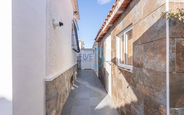 Property slide 30