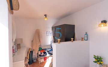 Property slide 35