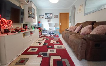 Property slide 16