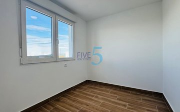 Property slide 15