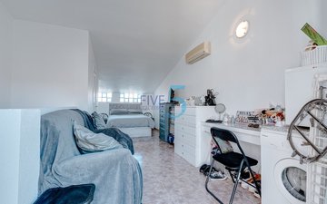 Property slide 20