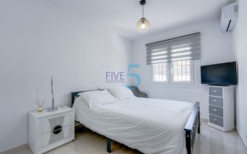 Property slide 18