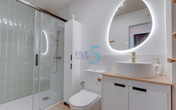 Property slide 14
