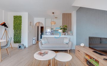 Property slide 6
