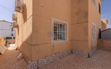 Property slide 22