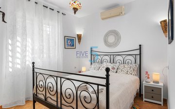 Property slide 34