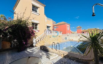 Property slide 18