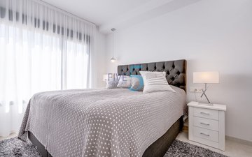 Property slide 18