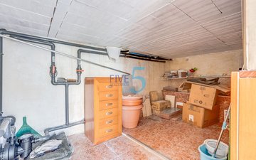 Property slide 30