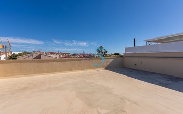 Property slide 18