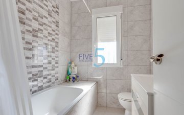 Property slide 16