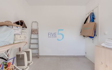 Property slide 19