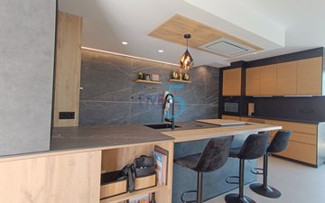 Property slide 18