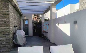 Property slide 23