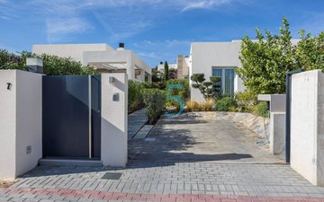 Property slide 34