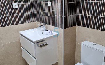 Property slide 25
