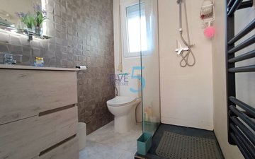 Property slide 34