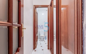 Property slide 17