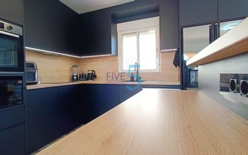 Property slide 21