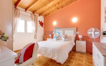 Property slide 20