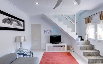 Property slide 10