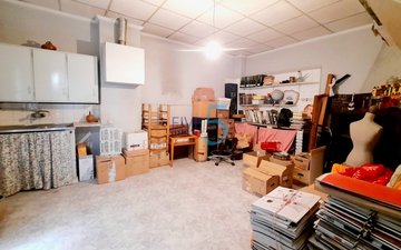 Property slide 23