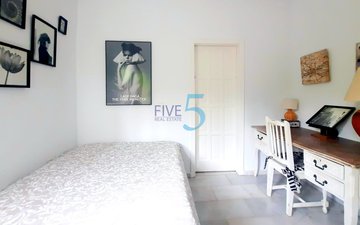 Property slide 19