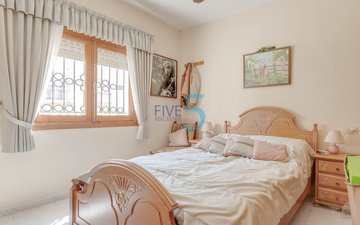 Property slide 7