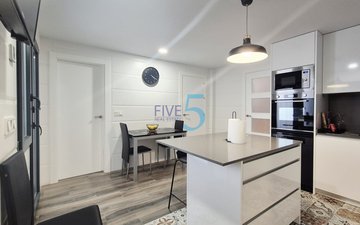 Property slide 10
