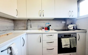 Property slide 10