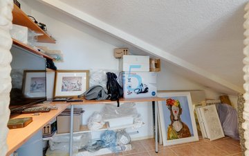 Property slide 19