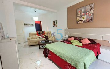 Property slide 18