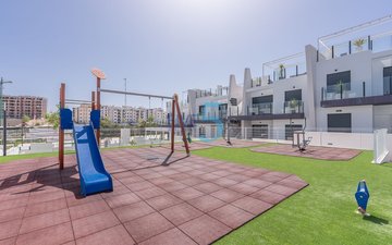Property slide 32