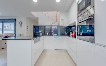 Property slide 10