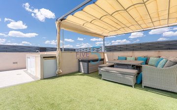 Property slide 32