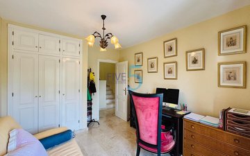 Property slide 15