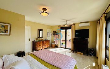 Property slide 18