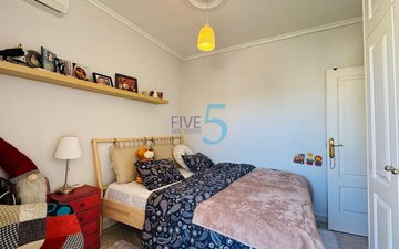 Property slide 10