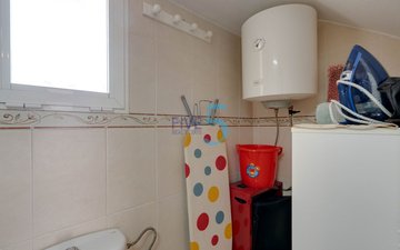 Property slide 19