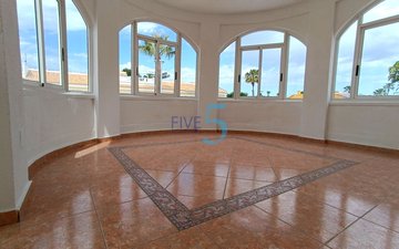 Property slide 18