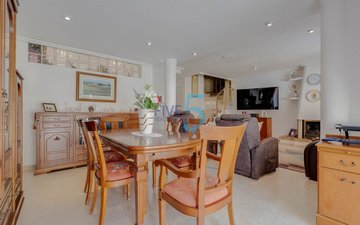 Property slide 7