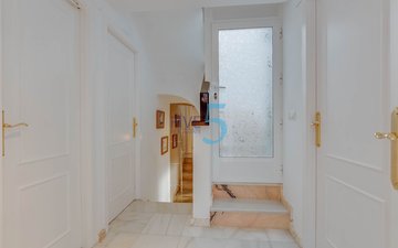 Property slide 19