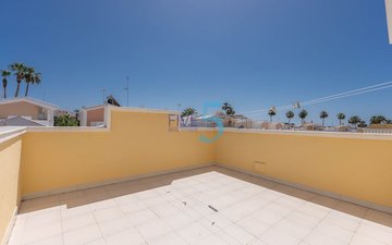 Property slide 22